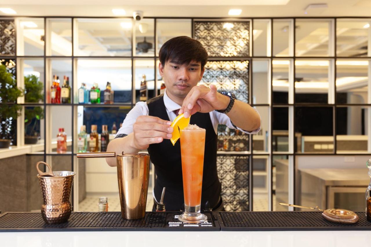 Anona Beachfront Phuket Resort-Sha Extra Plus Patong المظهر الخارجي الصورة